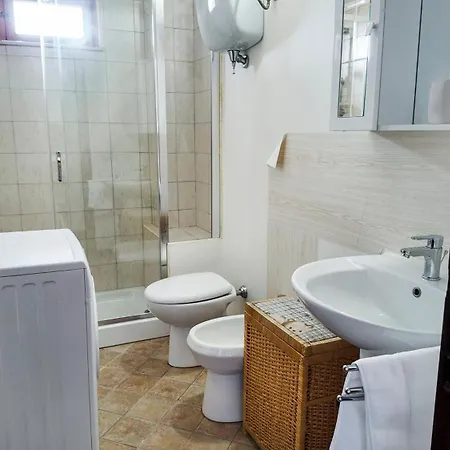 Hostmate - Residence Cardinal Del Monte - Appartamento 4 *